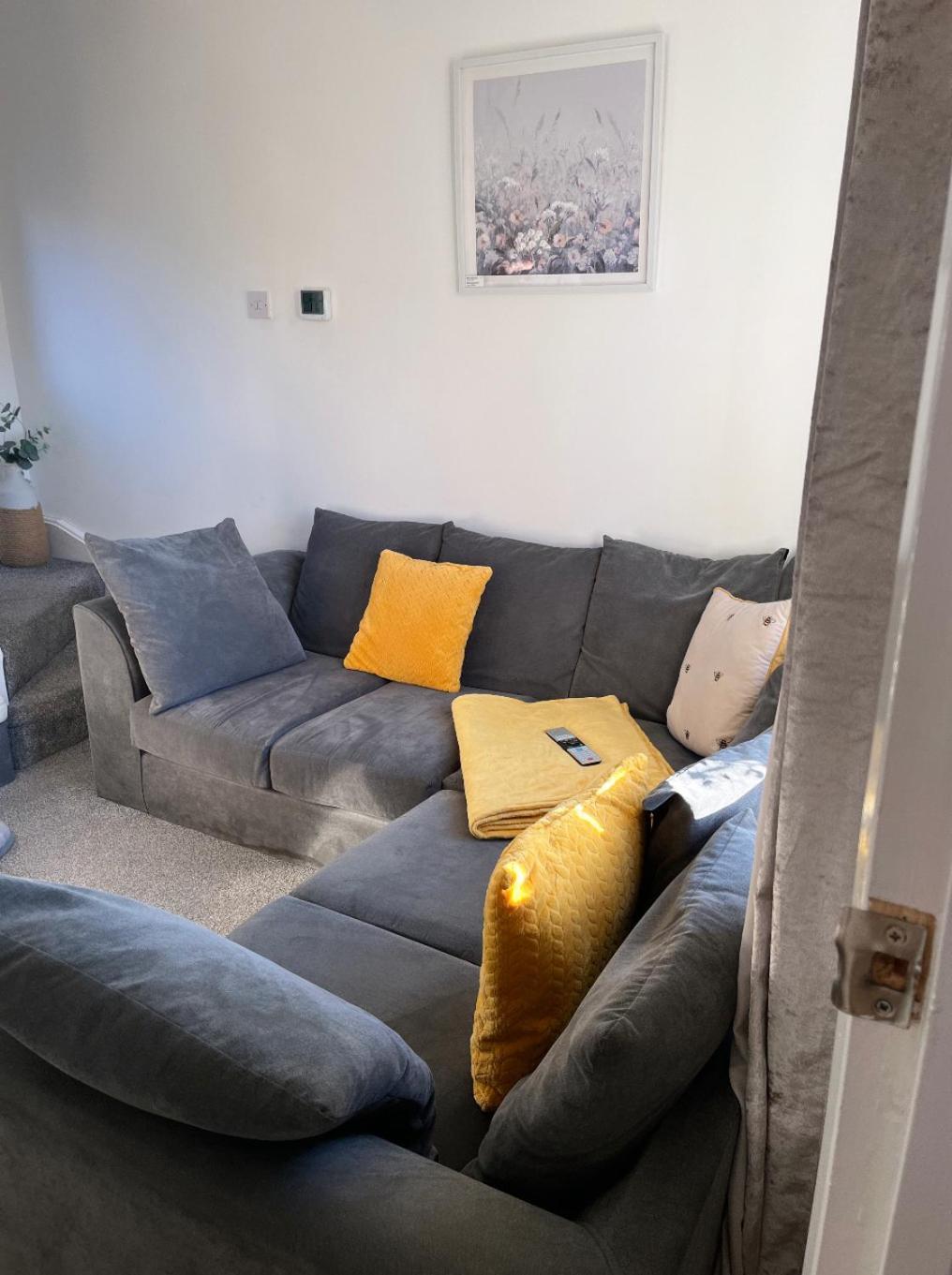 Newly Refurbished Beautiful Location 1 Bedroom Residential House Cramlington Luaran gambar
